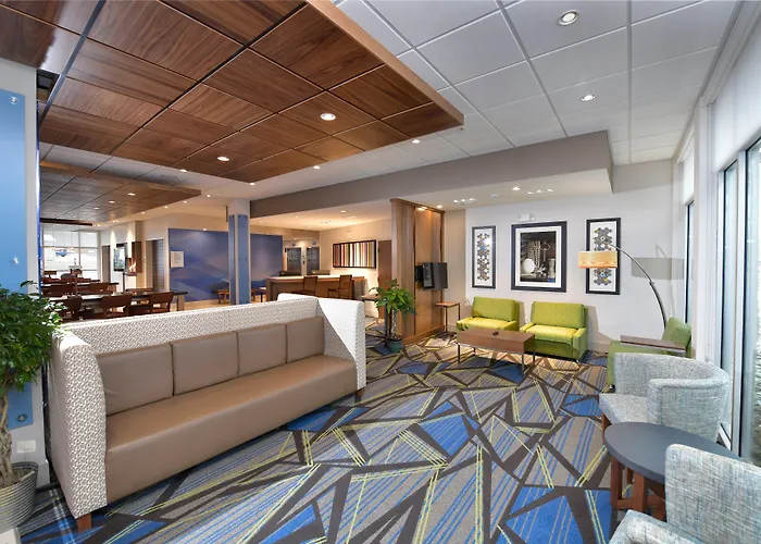 Holiday Inn Express & Suites - Millersburg By Ihg